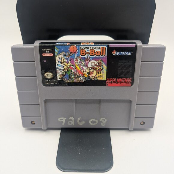 Looney Tunes B-ball Super Nintendo SNES - Tested - Picture 1 of 3